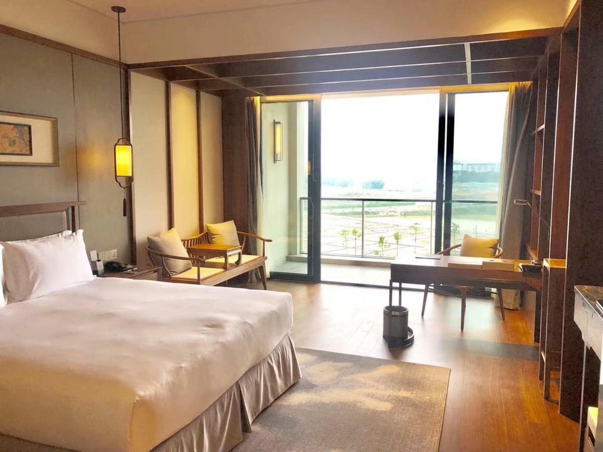 Grand Skylight International Hotel Pingshan Shenzhen Exteriör bild